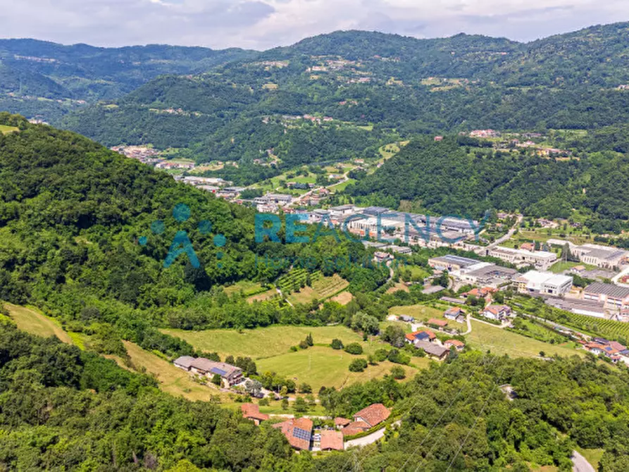 Immagine 53 di Villa in vendita  in via gollini a Chiampo