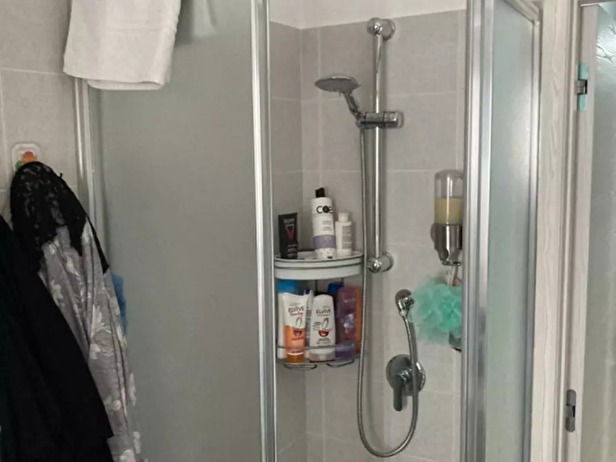 Immagine 12 di Appartamento in vendita  in Via Bologna a Ceglie Messapico