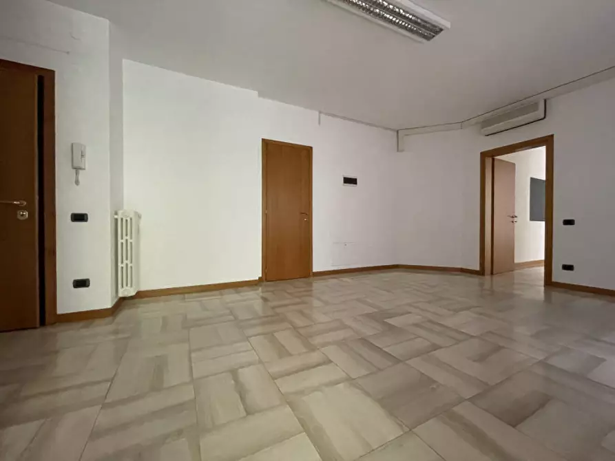 Immagine 1 di Ufficio in affitto  in RIVIERA XX SETTEMBRE a Venezia