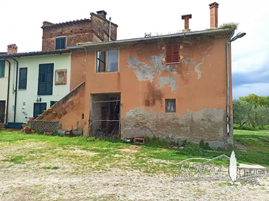 Immagine 1 di Magazzino in vendita  in via roma 152 a Castiglione Del Lago