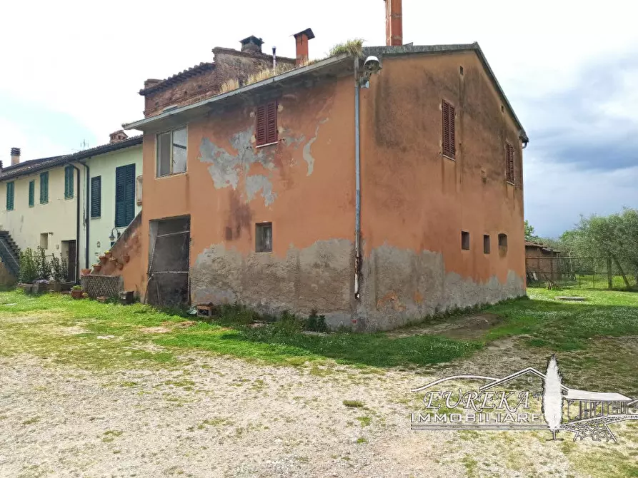 Immagine 2 di Magazzino in vendita  in via roma 152 a Castiglione Del Lago