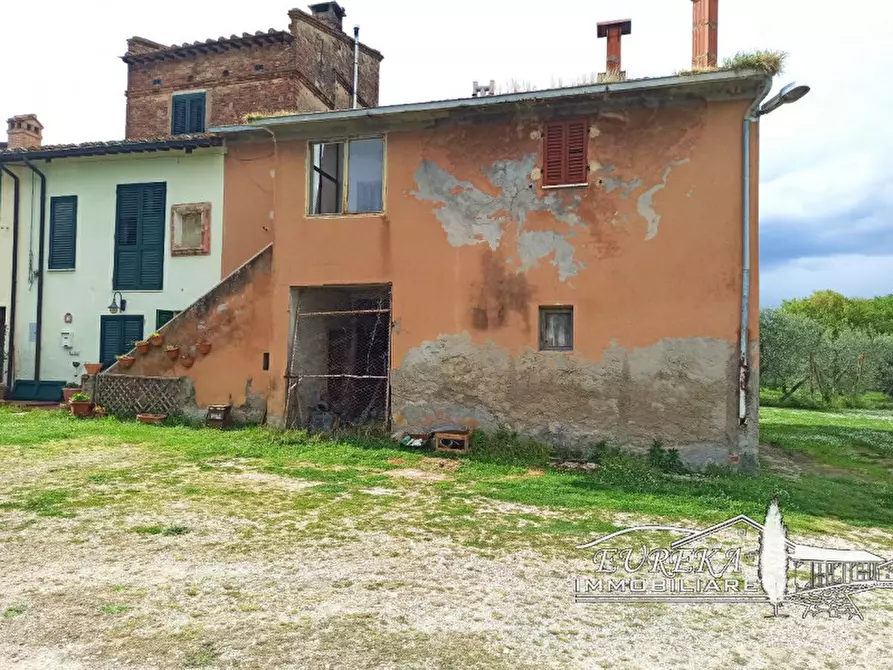 Immagine 3 di Magazzino in vendita  in via roma 152 a Castiglione Del Lago