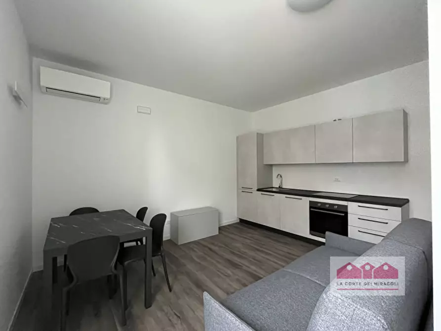 Immagine 2 di Appartamento in affitto  in contrà isonzo a Vicenza