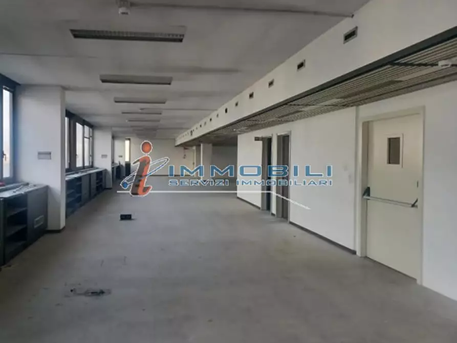 Immagine 2 di Ufficio in affitto  in VIA GALLARATE a Milano