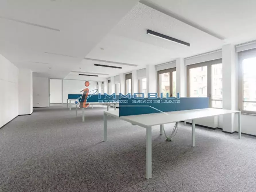 Immagine 4 di Ufficio in affitto  in VIA LOMAZZO PAOLO a Milano