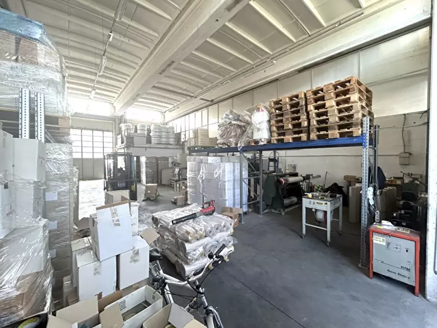 Immagine 1 di Capannone industriale in vendita  in VIA EDISON a Forli'
