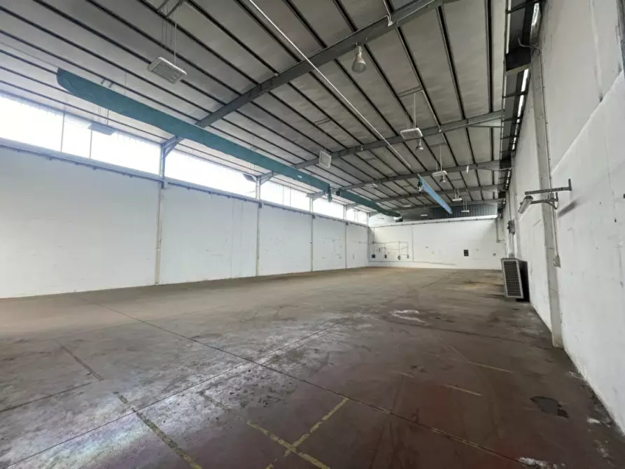 Immagine 12 di Capannone industriale in vendita  in VIA DE GASPERI 14 a Saccolongo