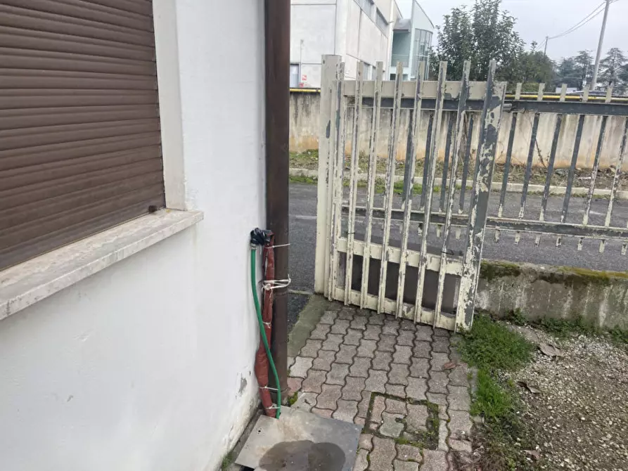 Immagine 19 di Capannone industriale in vendita  in VIA DE GASPERI 14 a Saccolongo