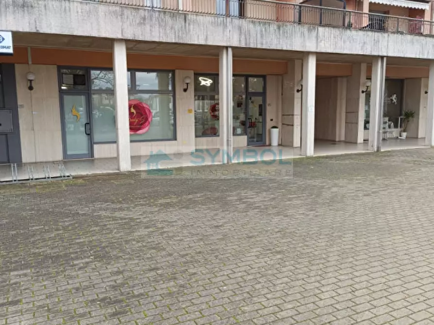 Immagine 5 di Negozio in vendita  in VIA MOGLIANESE a Scorzè