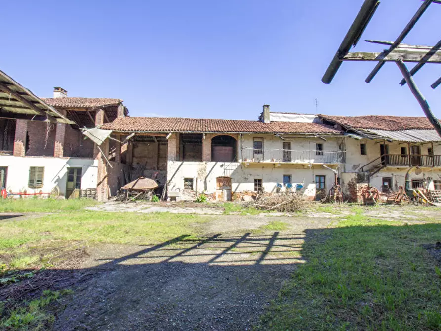 Immagine 1 di Rustico / casale in vendita  in Via Sant'Isidoro, 26 a Chivasso