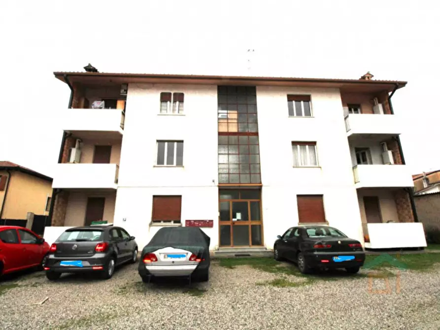 Immagine 1 di Appartamento in vendita  in VIA 2 GIUGNO 60 a Terzo Di Aquileia