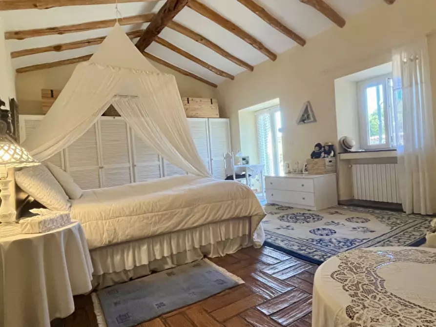 Immagine 20 di Villa in vendita  in via zara a Olbia