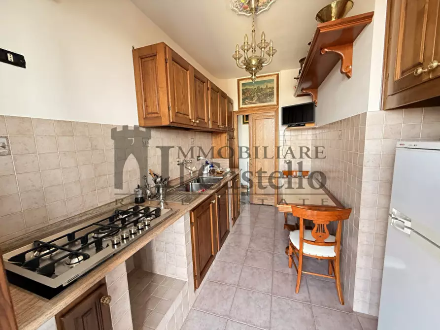 Immagine 4 di Appartamento in vendita  in Piazza Dante Alighieri a Castiglione Del Lago