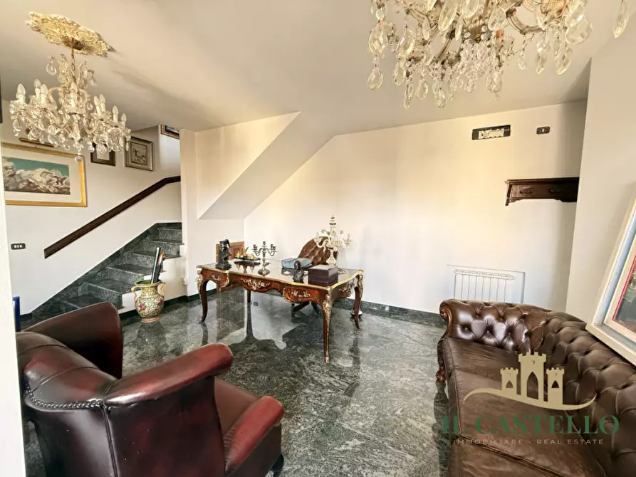 Immagine 4 di Appartamento in vendita  in Piazza Dante Alighieri a Castiglione Del Lago