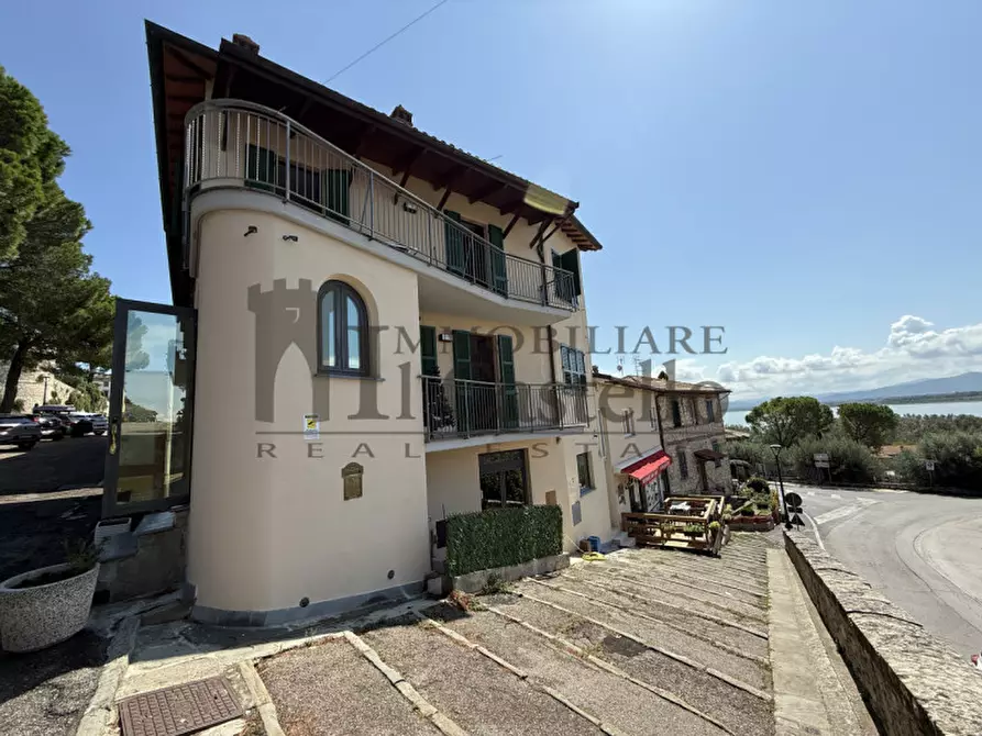 Immagine 21 di Appartamento in vendita  in Piazza Dante Alighieri a Castiglione Del Lago