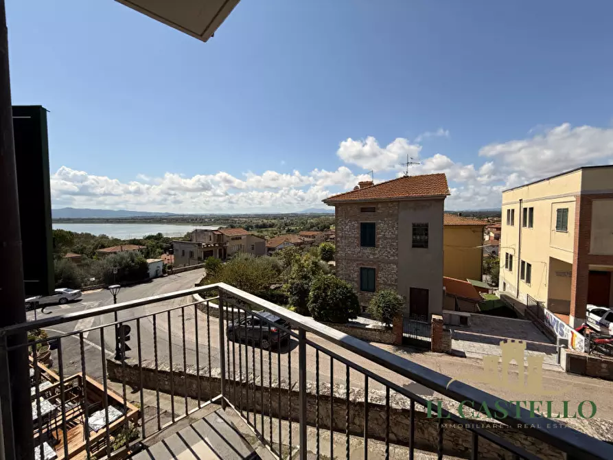 Immagine 24 di Appartamento in vendita  in Piazza Dante Alighieri a Castiglione Del Lago