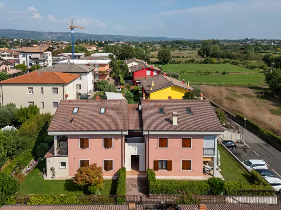 Immagine 1 di Appartamento in vendita  in Via Rosa a Pescantina