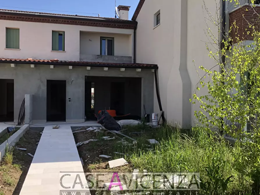 Immagine 21 di Casa bifamiliare in vendita  in via roma a Grisignano Di Zocco