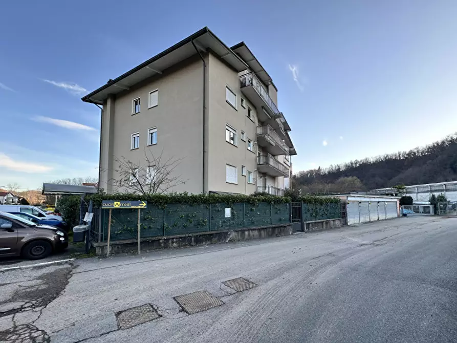 Immagine 1 di Appartamento in vendita  in Corso Bruno Buozzi 108 a Serravalle Sesia