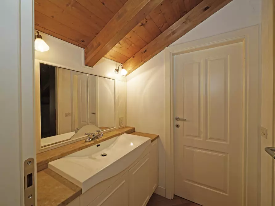 Immagine 31 di Appartamento in vendita  a Lumezzane