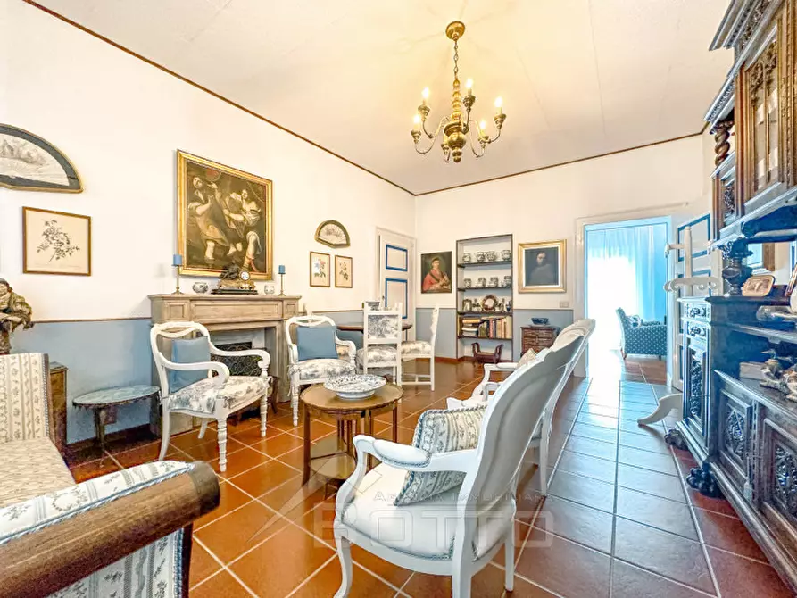 Immagine 9 di Palazzo in vendita  in VIA ROMA 5 a Ghemme