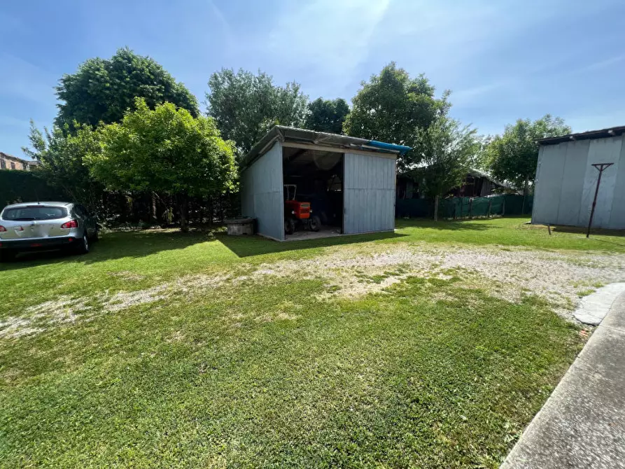 Immagine 19 di Terreno in vendita  in Via Giuseppe Parini a Vigonovo