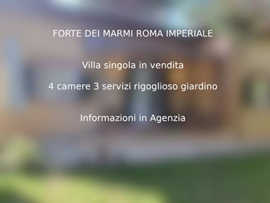 Immagine 1 di Villa in vendita  in via Roma Imperiale a Forte Dei Marmi