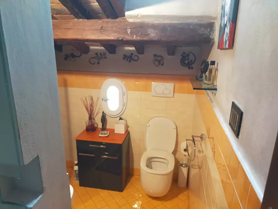 Immagine 21 di Appartamento in vendita  in VIA MARUFFI a Firenze