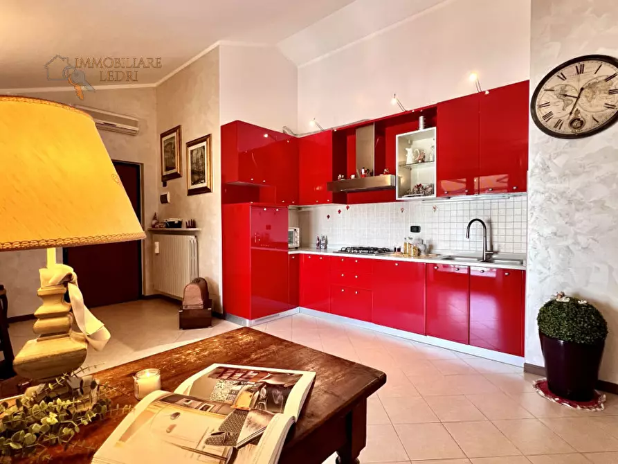 Immagine 10 di Appartamento in vendita  in via Legnago a Verona