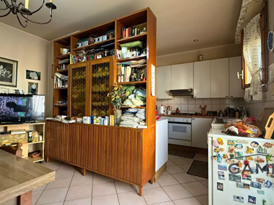 Immagine 11 di Appartamento in vendita  a Sesto Fiorentino