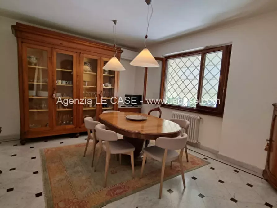 Immagine 8 di Villa in affitto  a Forte Dei Marmi