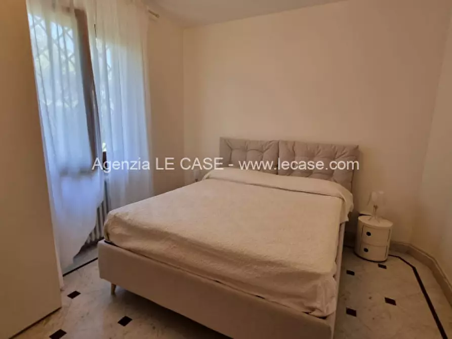 Immagine 13 di Villa in affitto  a Forte Dei Marmi