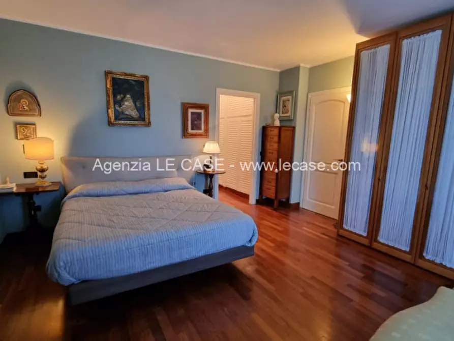 Immagine 16 di Villa in affitto  a Forte Dei Marmi