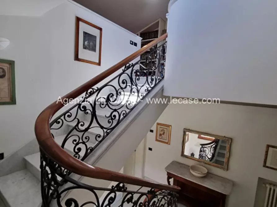 Immagine 31 di Villa in affitto  a Forte Dei Marmi