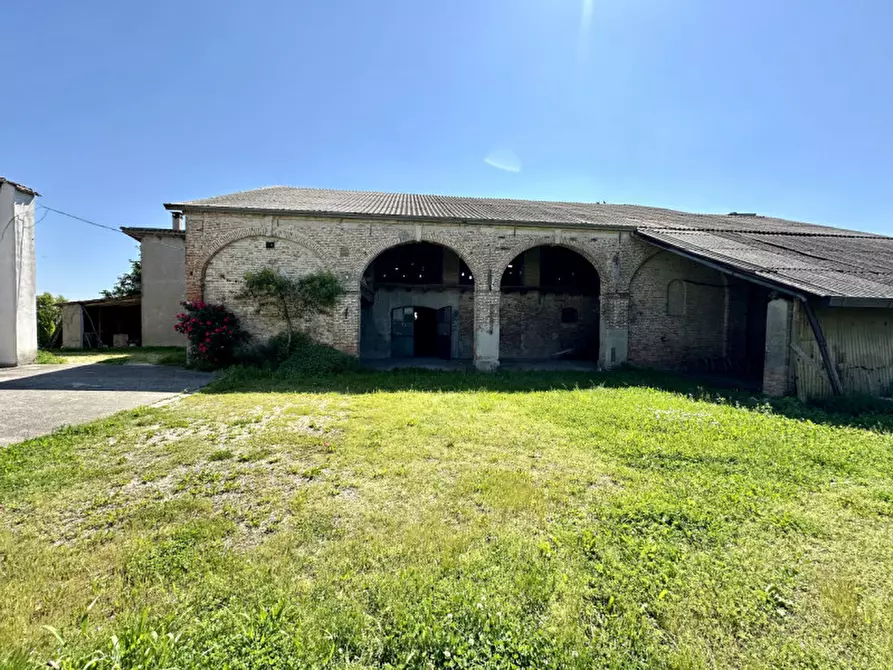 Immagine 14 di Rustico / casale in vendita  in Via Gruato 22 a Casalserugo