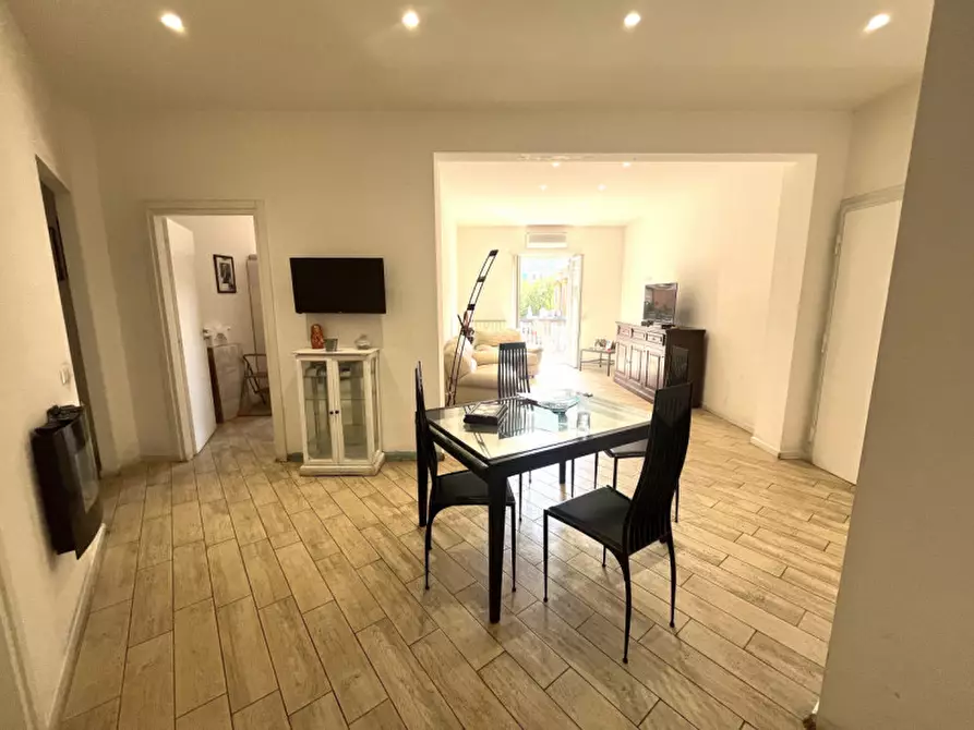 Immagine 7 di Appartamento in vendita  in Via Quinzi a Roma