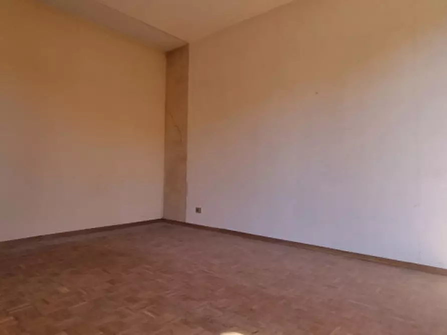 Immagine 2 di Appartamento in vendita  in PIAZZA LANDI a Greve In Chianti