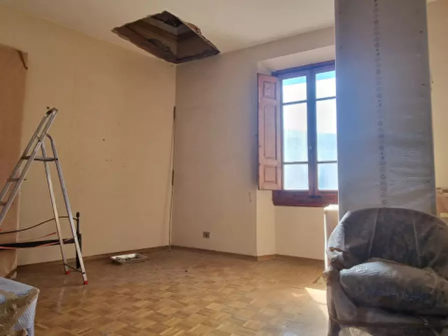 Immagine 7 di Appartamento in vendita  in PIAZZA LANDI a Greve In Chianti