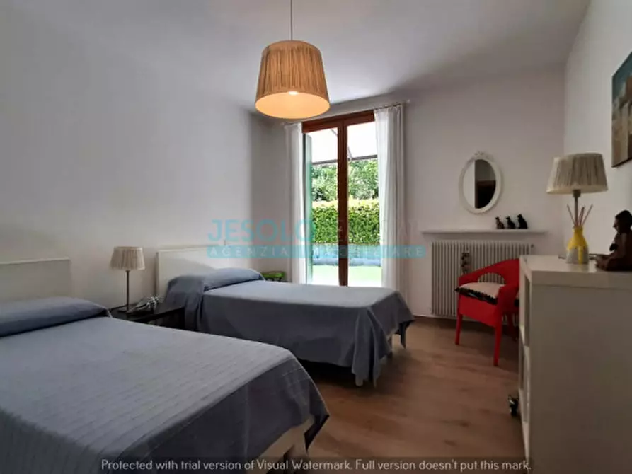 Immagine 9 di Appartamento in vendita  in Pineta a Jesolo