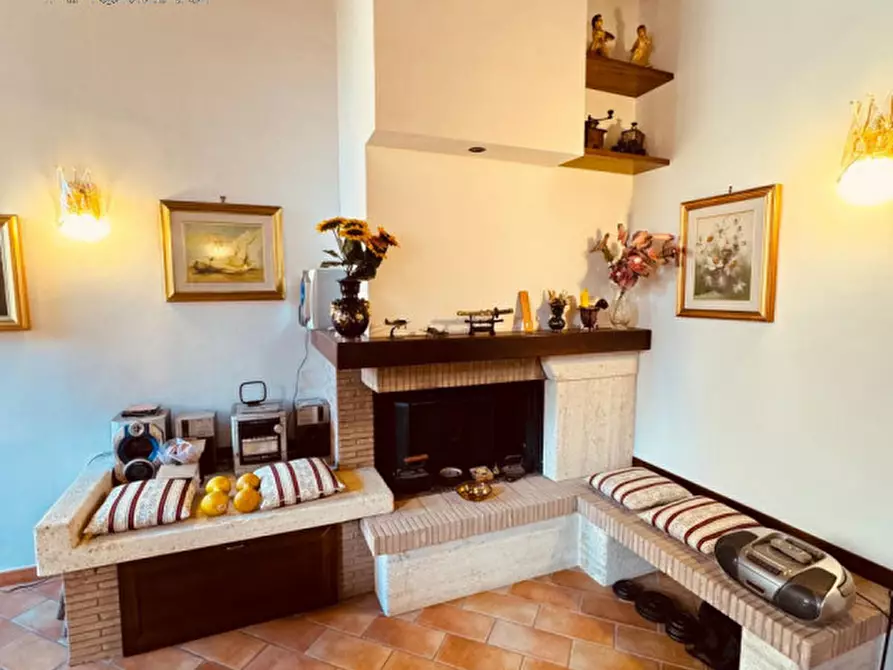 Immagine 17 di Appartamento in vendita  in piazza paolo segneri a Nettuno