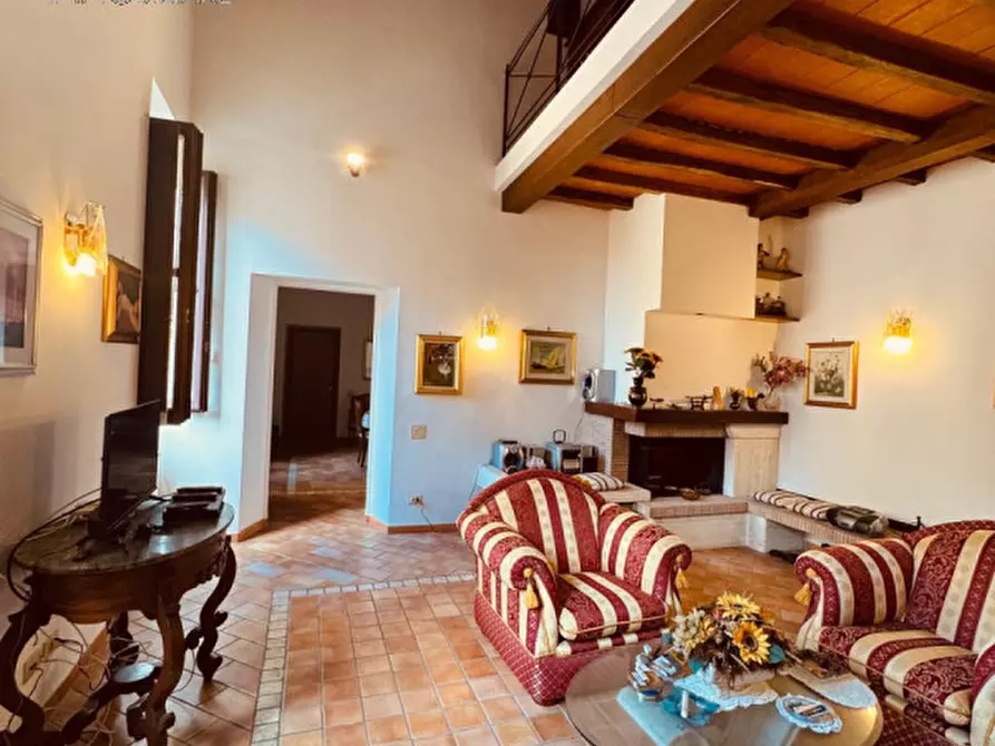 Immagine 24 di Appartamento in vendita  in piazza paolo segneri a Nettuno