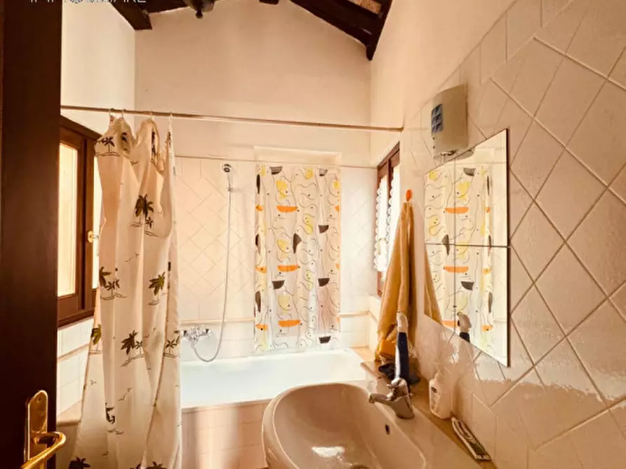 Immagine 27 di Appartamento in vendita  in piazza paolo segneri a Nettuno