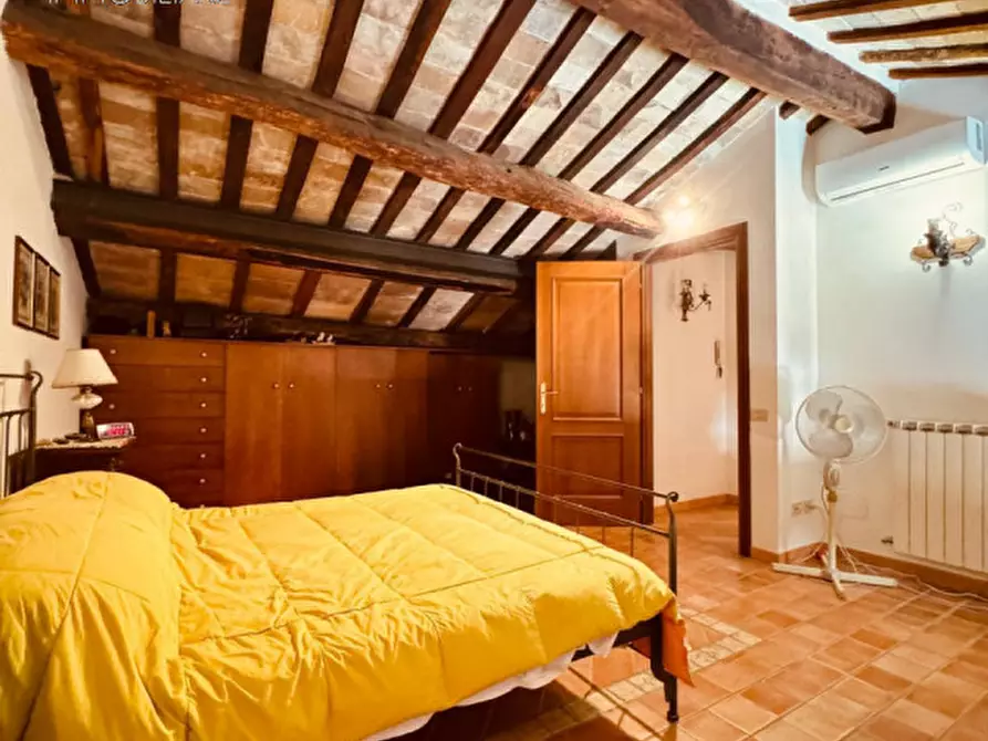 Immagine 39 di Appartamento in vendita  in piazza paolo segneri a Nettuno