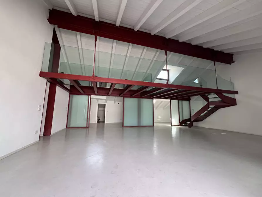 Immagine 2 di Attico in vendita  in via suffragio a Trento