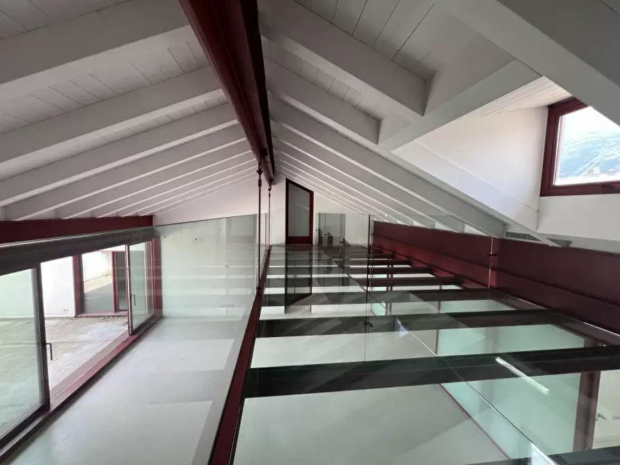 Immagine 9 di Attico in vendita  in via suffragio a Trento