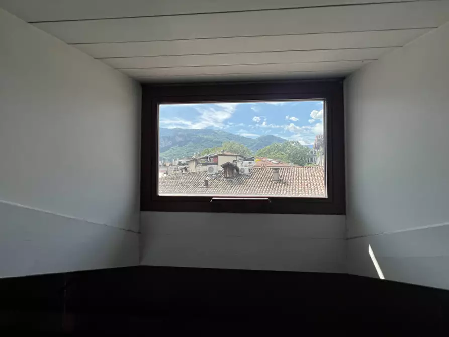 Immagine 10 di Attico in vendita  in via suffragio a Trento