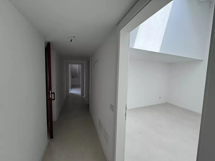 Immagine 18 di Attico in vendita  in via suffragio a Trento