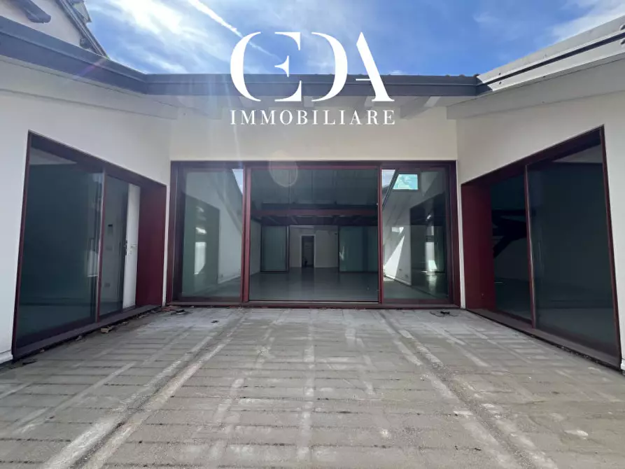 Immagine 1 di Attico in vendita  in via suffragio a Trento