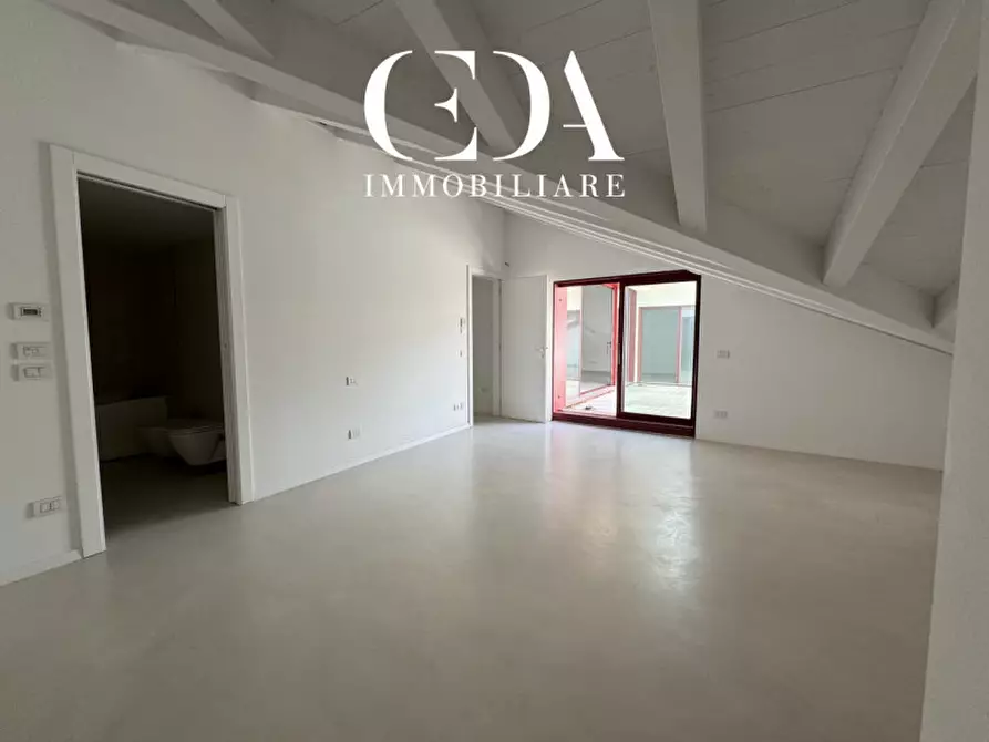 Immagine 5 di Attico in vendita  in via suffragio a Trento