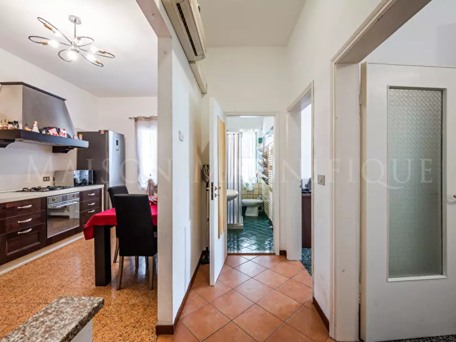 Immagine 1 di Appartamento in vendita  in Via Maggiore Leggero a Comacchio
